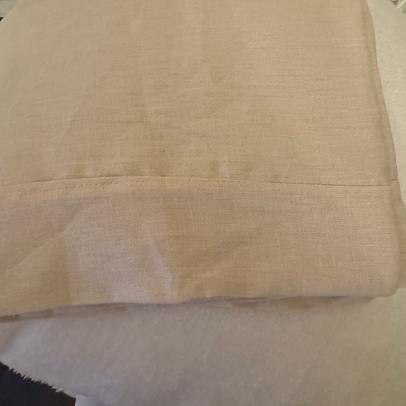 HEAVEN HOME tablecloth 100% linen 84”x 58”.2 - Picture 8 of 12